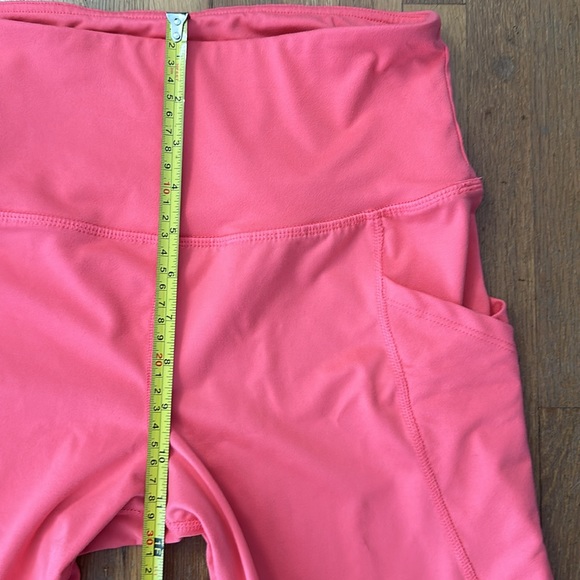 *last chance!!* SO | women’s bright pink workout leggings - Picture 9 of 16